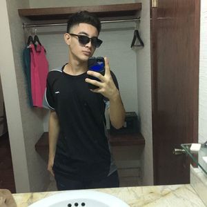 Meet your Posher, Alejandro